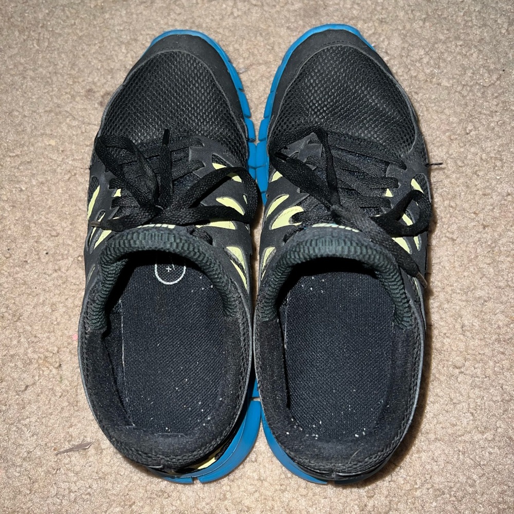 Nike Free - Picture 4 of 9